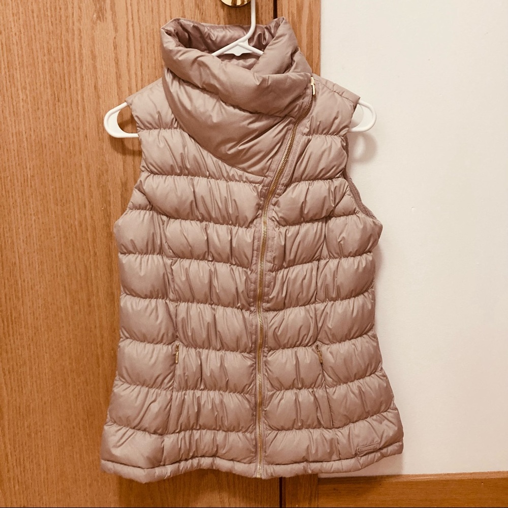 Athleta cowl neck down vest in mauve